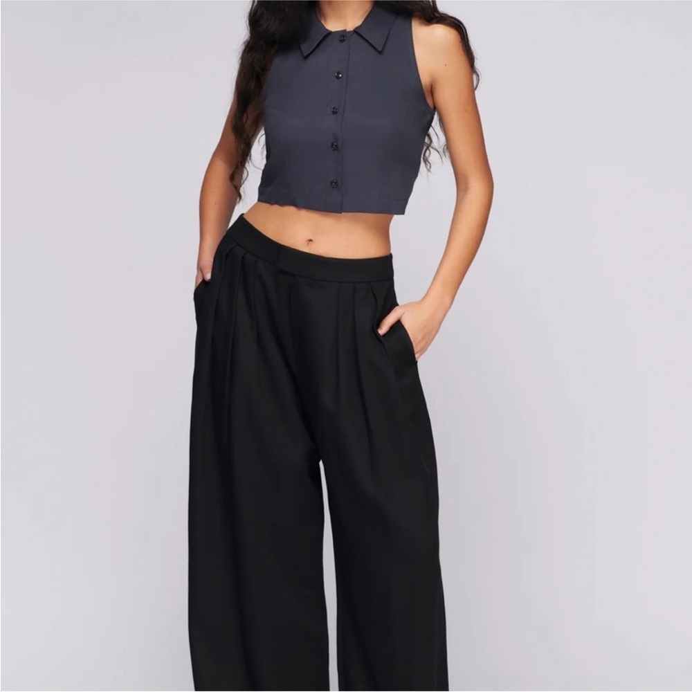 KOTN Iron Crop Flow Sleeveless Shirt Lyocell NWT